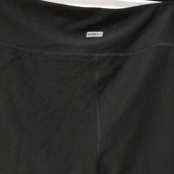 ATHLETIC WORKS - Fitted Crop - Dri More Tech | XL | Cropped Black Leggings - Picture 11 of 16